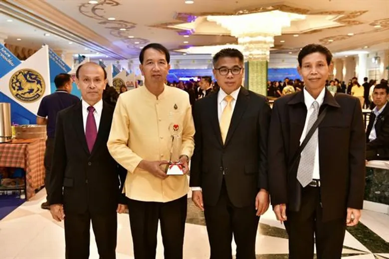 กรมส่งเสริมสหกรณ์ชูความสำเร็จแก้ปัญหาตกเขียวกาแฟอาราบิก้า หนุนชาวเขามูเซอรวมกลุ่มตั้งสหกรณ์ ผลิตกาแฟคุณภาพภายใต้แบรนด์ “ปางม่วง โค-อ๊อฟ ค๊อฟฟี่” รับรางวัลเลิศรัฐสาขาพัฒนาการบริการจากสำนักงานก.พ.ร.ปี 2562
