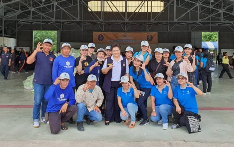 ภาพข่าว: The Cube ร่วมบรรจุถุงยังชีพ มูลนิธิอาสาเพื่อนพึ่ง (ภาฯ) ยามยาก