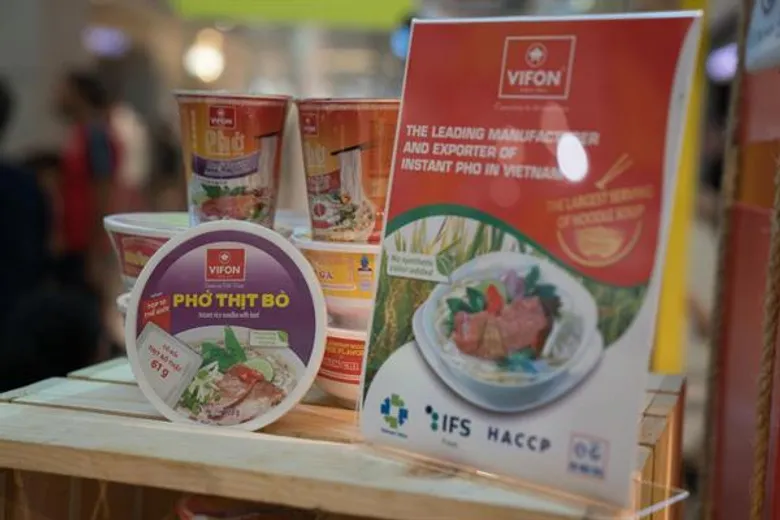 เวียดนามีส วีค อิน ไทยแลนด์ ปีที่ 4 (VIETNAMESE WEEK IN THAILAND 2019) งานเดียวที่รวบรวมของดีของเด็ดจากเวียดนาม ให้คุณได้กิน เที่ยว ช้อป กันอย่างจุใจ วันที่ 18 – 22 กันยายนนี้ ณ ศูนย์การค้าเซ็นทรัลเวิลด์