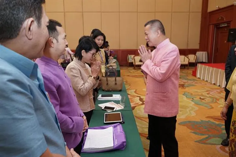 ภาพข่าว: วธ.-ส่งเสริมและพัฒนาองค์กร ชุมชน อำเภอและจังหวัดคุณธรรม