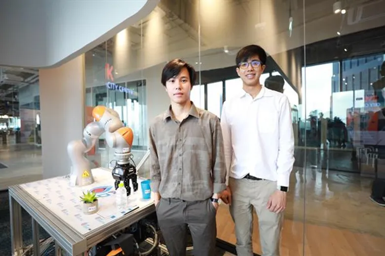 สุดว้าว ! สจล. เนรมิตร “เคเอ็มไอทีแอล ซิตี้ เซนเตอร์” คอมมูนิตี้ปั้นสตาร์ทอัพ สะท้อนศักยภาพ “นักศึกษา-บุคลากร” ผลิตอินโนเวชั่นยกระดับอุตสาหกรรม-เมืองอัจฉริยะ