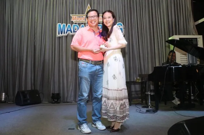 ภาพข่าว: เมืองไทยประกันภัยมอบรางวัลตัวแทนรายย่อยผู้ผลิตผลงานดีเด่น ประจำปี 2562