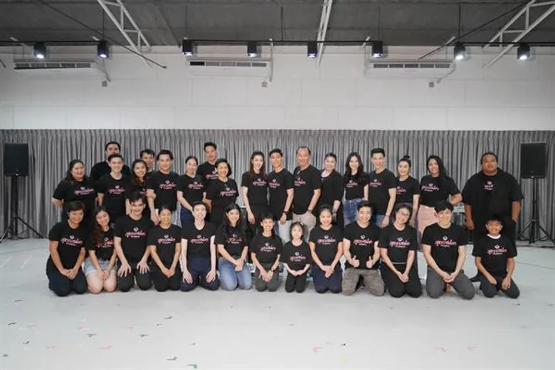 เชียร์ - เก้ง นำทีมนักแสดงซ้อมละครเพลงสูตรเสน่หา เดอะมิวสิคัล มั่นใจแฟนละครมิวสิคัลไม่ผิดหวัง