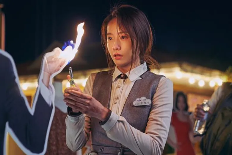“ยุนอา” SNSD ระทึกหนีหมอกมรณะบนจอเงิน “Exit (ฝ่าหมอกพิษ ภารกิจรัก)”