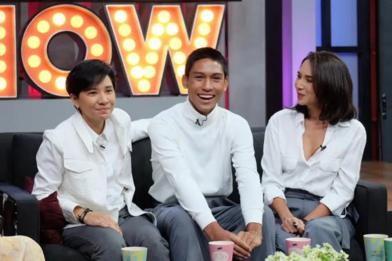 “นุ่น ดารัณ” ควงแฟนสาวหล่อหลังถูกคุกเข่าขอแต่งงาน! พร้อมเปิดปากลูกชายกับรักของแม่
