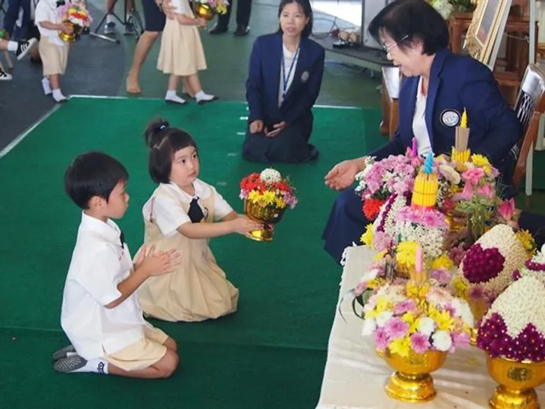 ไทยอินเตอร์เนชั่นแนลสกูล จัดพิธีไหว้ครูประจำปี 62