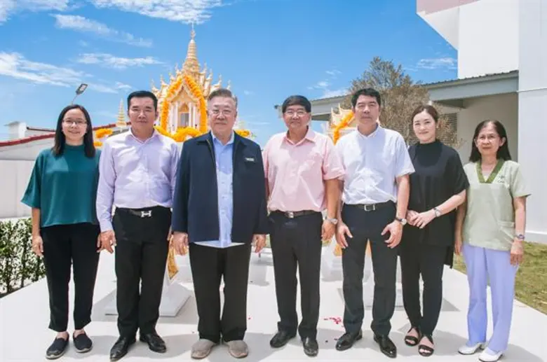 ภาพข่าว: BIZ ฤกษ์ดีตั้งศาลพระภูมิโรงพยาบาลฯ