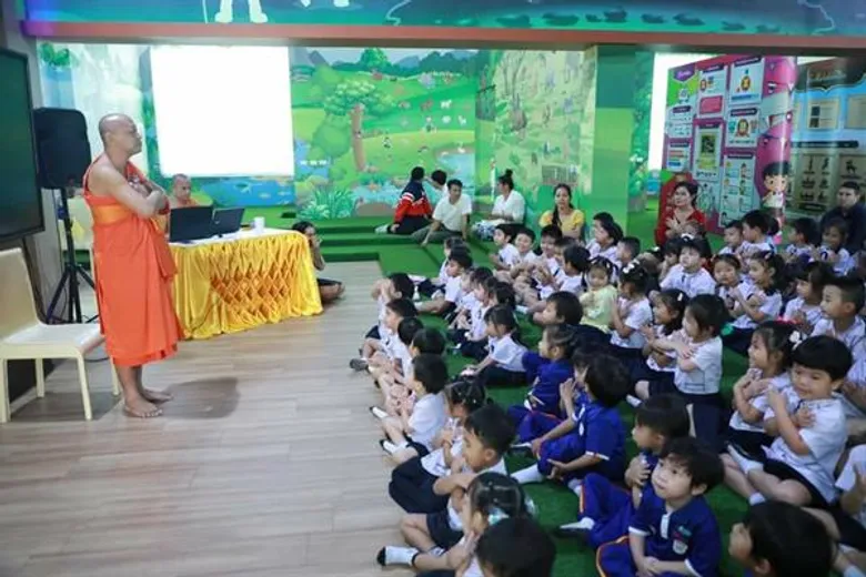'สาธิตกรุงเทพธนบุรี’ ปลูกฝังธรรมะ สร้างสมาธิ เสริมการเรียนได้ดียิ่งขึ้น