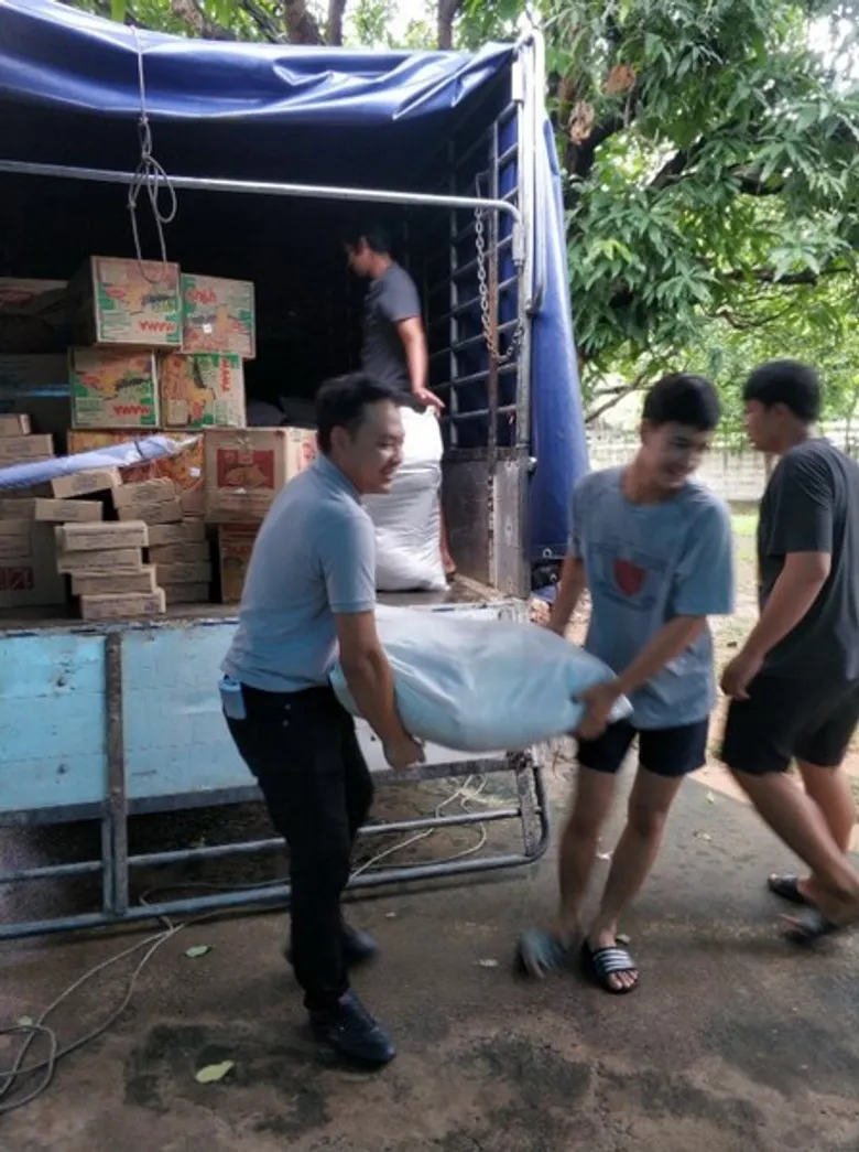 ซมโปะ ประกันภัย ลงพื้นที่ช่วยเหลือผู้ประสบภัยน้ำท่วมภาคอีสาน