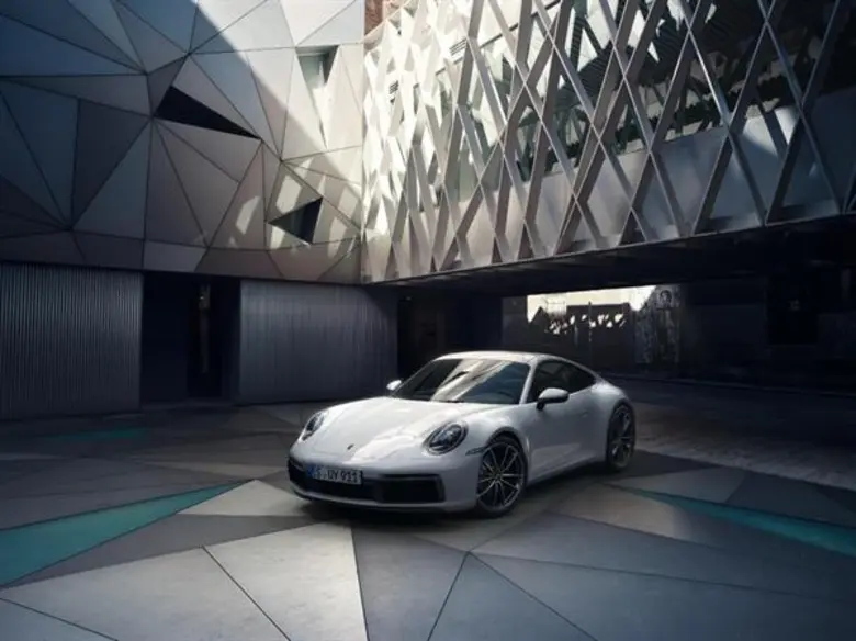 งาน EASTVILLE PRESTIGE COLLECTION 2019 ยนตรกรรมสุดหรูชั้นนำจาก 5 แบรนด์ระดับโลก อาทิ Ferrari, Porsche, Maserati, Aston Martin, และ Ford Mustang ที่ขนทัพนำยนตรกรรมไฮไลท์ มาโชว์ความหรูหราเหนือระดับ ระหว่างวันที่ 24 – 30 กันยายน 2562 ณ บริเวณลานโปรโมชั่น ชั้