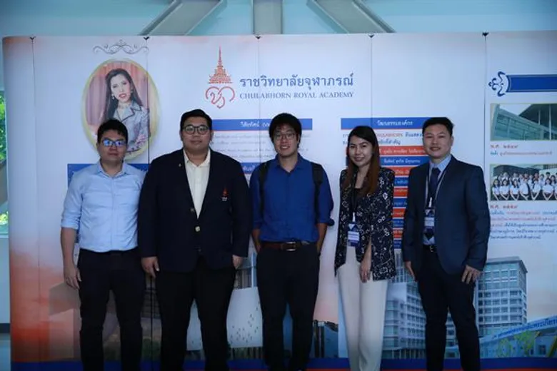 Double Dot QA จากงานวิจัยสู่นวัตกรรมทางการแพทย์ราชวิทยาลัยจุฬาภรณ์โชว์ผลงาน อุปกรณ์ตรวจสอบมุมการฉายรังสีรักษามะเร็ง พร้อมต่อยอดในเชิงพาณิชย์