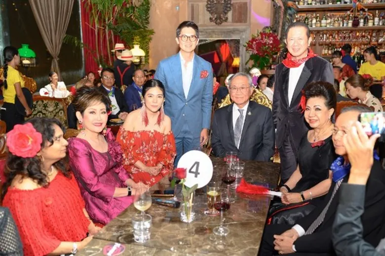 ฉลอง 8 ปีสมาคมกงสุลกิตติมศักดิ์ ประเทศไทย-ร่วมบริจาคช่วยน้ำท่วม