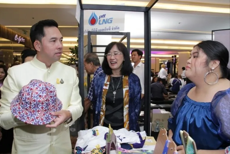 กระทรวงวัฒนธรรม จัดโครงการสร้างสรรค์ศิลปะร่วมสมัยเพื่อต่อยอดทุนทางวัฒนธรรม ปี 62 นำแนวคิดศาสตร์ 4 DNA มาถอดรหัสอัตลักษณ์ สร้างเศรษฐกิจชุมชนให้เติบโต