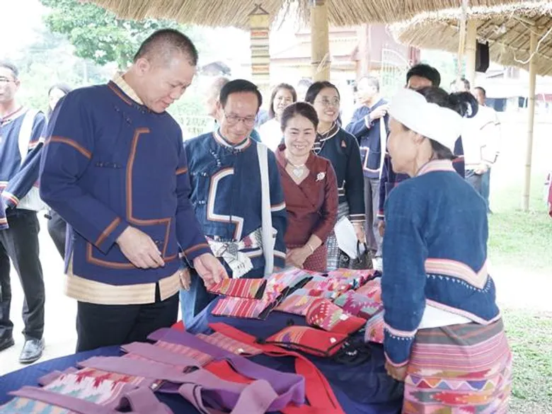 วธ. ชูคุณธรรมฯวัดท่าข้ามศรีดอนชัยต้นแบบชุมชนเข้มแข็งทางศาสนา-ศิลปวัฒนธรรมไทลื้อ