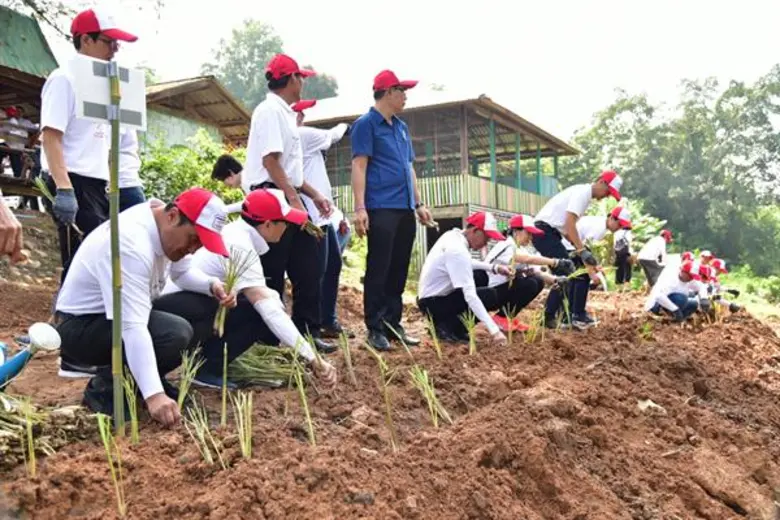 “กองทุนฮอนด้าเคียงข้างไทย” ผสาน “มูลนิธิอุทกพัฒน์ ในพระบรมราชูปถัมภ์” จัดกิจกรรมบำเพ็ญประโยชน์พัฒนาแหล่งน้ำและโครงสร้างน้ำพื้นที่ลุ่มน้ำยม จังหวัดแพร่ สานต่อโครงการพัฒนาแหล่งน้ำตามแนวพระราชดำริ เป็นปีที่ 5