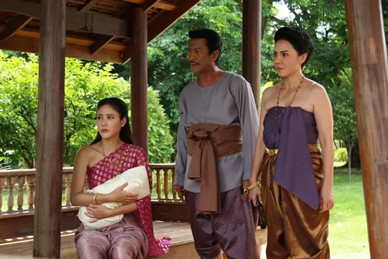 รุ่นใหญ่ "เดือน ไปรมา" การันตี "ฝ้าย เวฬุรีย์" ตัวตายตัวแทน พร้อมคายตะขาบ