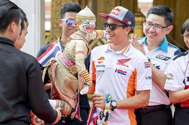 TISSOT (ทิสโซต์) ร่วมส่งกำลังใจ เชียร์ 2 แบรนด์แอมบาสเดอร์ร่วมการแข่งขัน MotoGP 2019