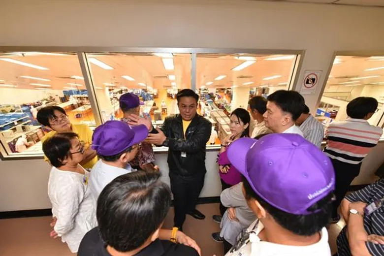 ภาพข่าว : การบินไทยจัดโครงการผู้ถือหุ้นเยี่ยมชมการดำเนินกิจการบริษัทฯ