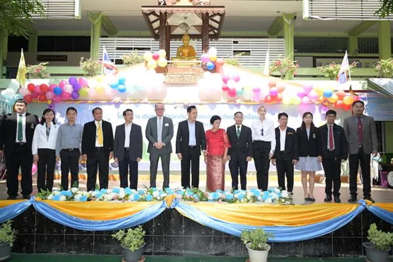 ผู้ร่วมก่อตั้ง แพนเธรา กรุ๊ป ประเทศไทย มอบหมวกนิรภัยแก่เด็กนักเรียน กระตุ้นการใส่หมวกนิรภัย มั่นใจช่วยลดความเสียหายจากอุบัติเหตุ