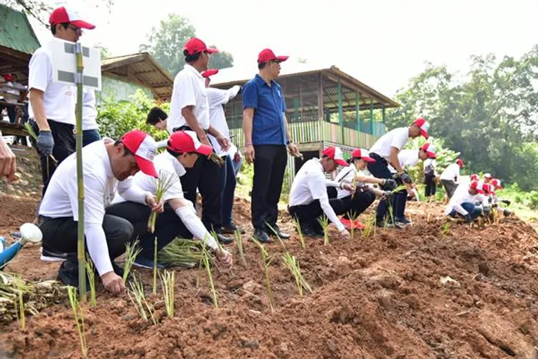 “กองทุนฮอนด้าเคียงข้างไทย” ผสาน “มูลนิธิอุทกพัฒน์ ในพระบรมราชูปถัมภ์” จัดกิจกรรมบำเพ็ญประโยชน์พัฒนาแหล่งน้ำและโครงสร้างน้ำพื้นที่ลุ่มน้ำยม จังหวัดแพร่ สานต่อโครงการพัฒนาแหล่งน้ำตามแนวพระราชดำริ เป็นปีที่ 5