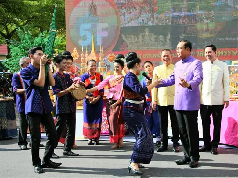 วธ.เชิญชวนร่วมสืบสานประเพณีออกพรรษา ประจำปี 2562