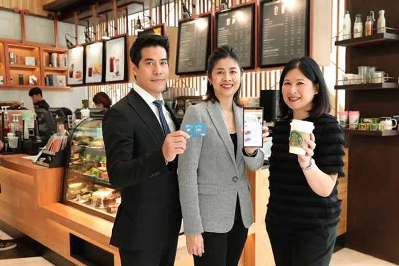 ครั้งแรกในไทย! AIS ผนึก Citibank สร้างปรากฎการณ์รวมพอยท์ มือถือ กับ บัตรเครดิต ตอกย้ำผู้นำตัวจริงด้านสิทธิพิเศษเพื่อลูกค้าทุกเจเนอเรชั่น