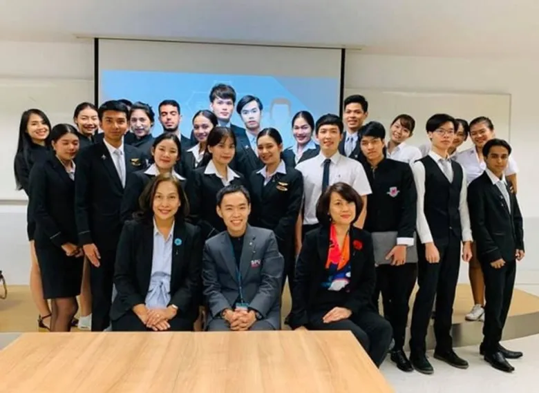 เตรียมพร้อม! เด็กธุรกิจการบินนานาชาติ ม.ศรีปทุม อบรม CPR การปฐมพยาบาลเบื้องต้น เพื่อความปลอดภัยในอุตสาหกรรมการบิน