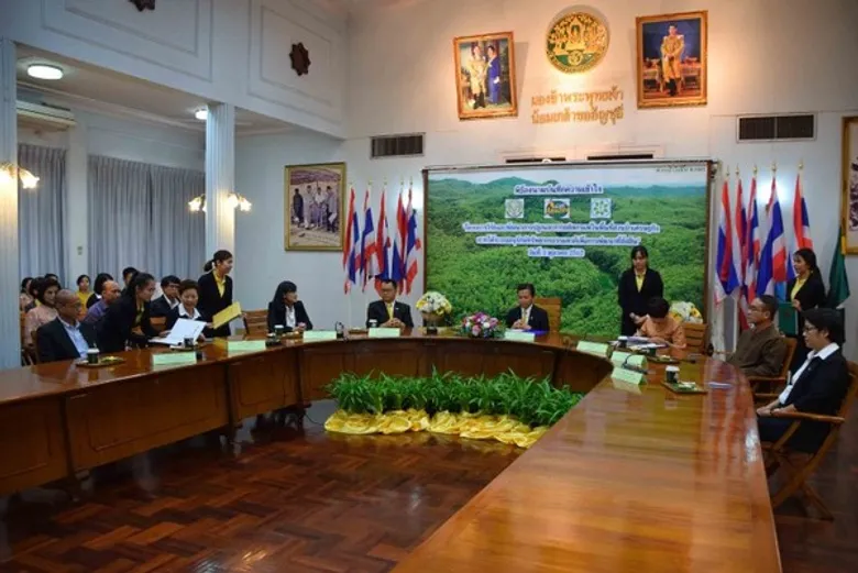 อ.อ.ป. ร่วมกับ บ.ปตท. - บ.สานพลังฯ ลงนาม 'วิจัยพัฒนาการปลูกและผลิตกาแฟ’ สายพันธุ์อะราบิกา - โรบัสตา ภายใต้ระบบการอนุรักษ์ที่ยั่งยืน /เล็ง 3 สวนป่านำร่อง