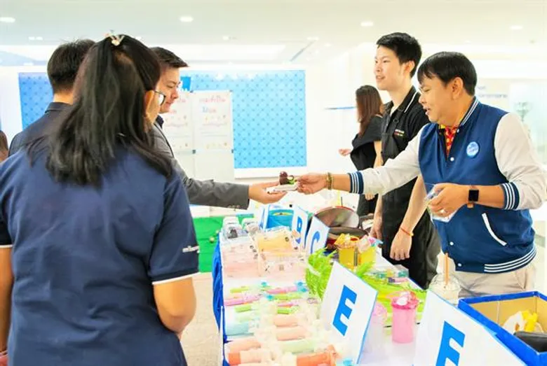 จิตอาสาไทยประกันชีวิต จัดโครงการ “Sharing’s Day 2019” จัดหารายได้สมทบทุนมูลนิธิหนึ่งคนให้ หลายคนรับ เพื่อช่วยเหลือผู้ด้อยโอกาสในสังคม
