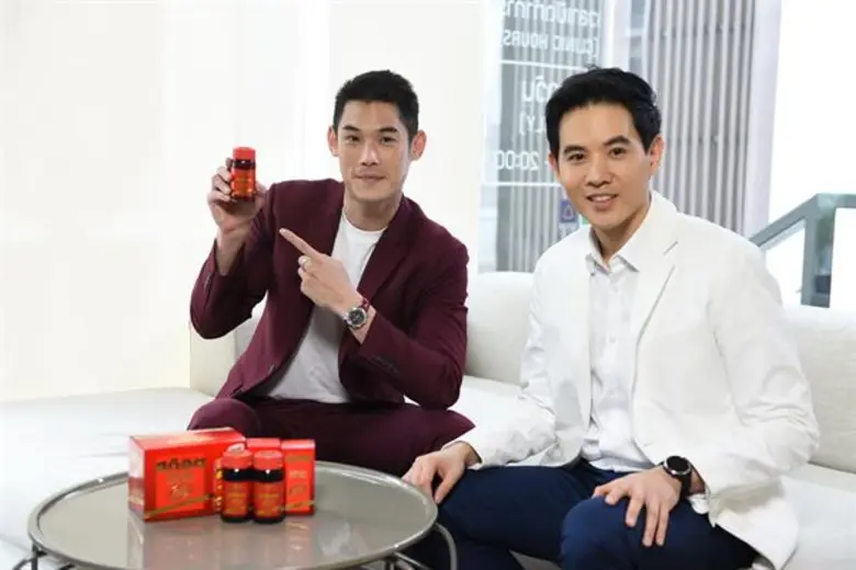 ดูแลคนยุคใหม่ที่ใช้ชีวิตเต็มร้อย ด้วย สก๊อต 100 ซุปไก่สกัด สูตร 100% โดย นพ.ไพศิษฐ์ ตระกูลก้องสมุท พร้อมพรีเซนเตอร์ กันต์ กันตถาวร