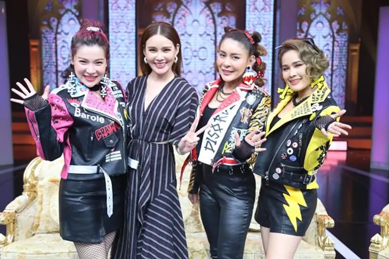ทีวีไกด์: รายการ “หอมเล็กเป็กShow” “ญาญ่าญิ๋ง” รัก “ตุลย์” แฮปปี้ เพราะมีเคล็ดลับดี “เอกชัย” พึ่งมีดหมอแค่ทำตา นอกนั้นดูแลตัวเอง