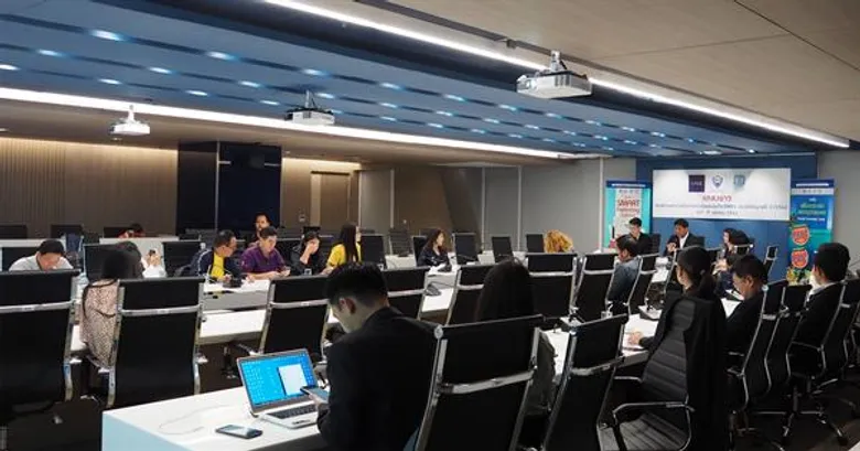 ม.หอการค้าไทย ชี้สัญญาณบวกดัชนี SMEs ประจำไตรมาส 4 คาดปรับเพิ่ม ธพว.เดินหน้าเสิร์ฟความรู้คู่สินเชื่อดอกเบี้ยพิเศษหนุนผู้ประกอบการโตส่งท้ายปี