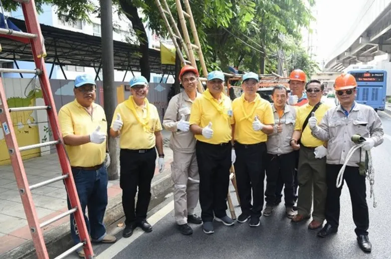 ทีโอที จัดระเบียบสายสื่อสาร ภายใต้โครงการจิตอาสาจัดระเบียบสายสื่อสาร เฉลิมพระเกียรติพระบาทสมเด็จพระเจ้าอยู่หัว และถวายพระราชกุศล รัชกาลที่ 5 เนื่องในวันปิยมหาราช