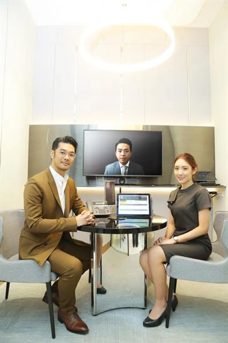 KRUNGSRI EXCLUSIVE ชวนหนุ่มหล่อเสียงดี เนม-ปราการ ไรวา ร่วมแนะนำ Krungsri The Advisory สาขาใหม่