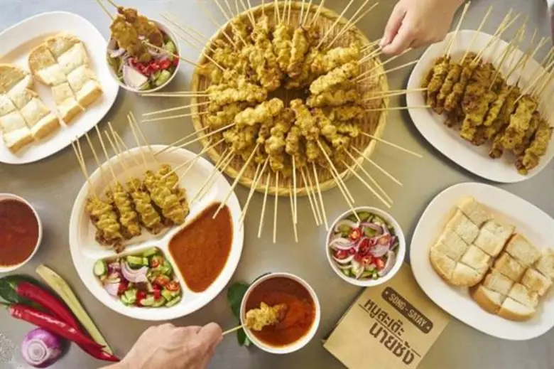 อิ่มอร่อยกับสตีทฟู๊ดร้านเด็ดร้านดัง กว่า 200 ร้าน ทั่วทั้งพระนคร ในงานกรุงเทพธารา ไทยเท่ เสน่ห์นคร @ centralwOrld ตั้งแต่วันนี้ถึง 3 พฤศจิกายน 2562