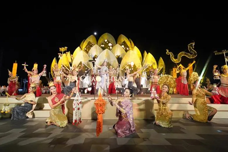 ไอคอนสยาม ร่วมกับ การท่องเที่ยวแห่งประเทศไทย จัดมหาปรากฏการณ์เทศกาลลอยกระทงริมสายน้ำแห่งประวัติศาสตร์เจ้าพระยา ณ ไอคอนสยาม ถนนเจริญนคร