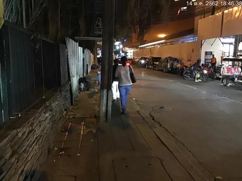 เขตวัฒนาจัดระเบียบผู้ค้าในซอยสุขุมวิท 11
