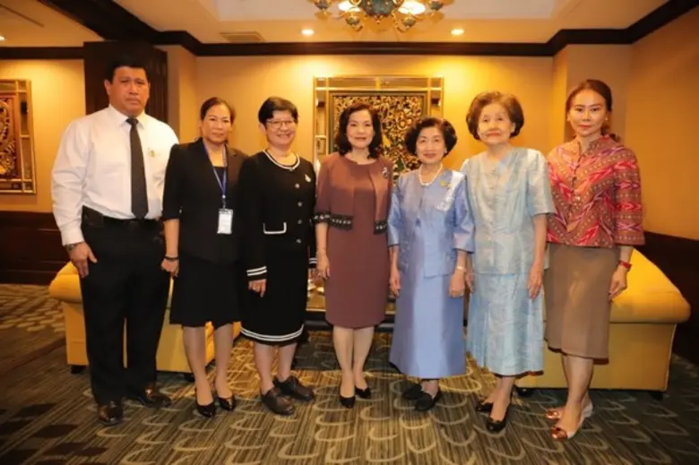 ภาพข่าว: คุณรัตนา นรพัลลภ (จิราธิวัฒน์) เลี้ยงแสดงความยินดี ท่านปารณี มงคลศิริภัทรา – ผู้พิพากษาศาลอุทรณ์