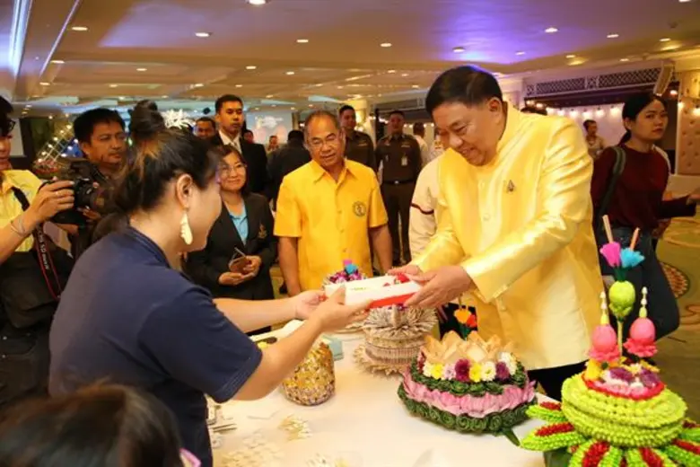 กทม. เปิดพื้นที่ทั่วกรุงเทพฯ จัดยิ่งใหญ่ เทศกาลลอยกระทง ปี 62 ชูไฮไลท์ สะพานพระราม 8 และ คลองโอ่งอ่าง