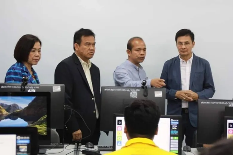 ภาพข่าว: สนพ.สมุทรสงครามร่วมประชุม ตรวจเยี่ยมจากที่ปรึกษา รมว.แรงงาน