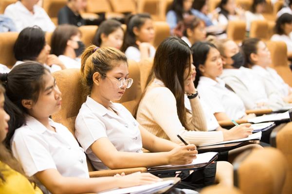 CIBA_มธบ. แนะ 4 ทักษะ ความรู้-ความคิด-จิตใจ-ทักษะทางกายภาพ ที่เด็กบัญชีต้องมีเพื่อพิชิต AI ในวัยทำงาน