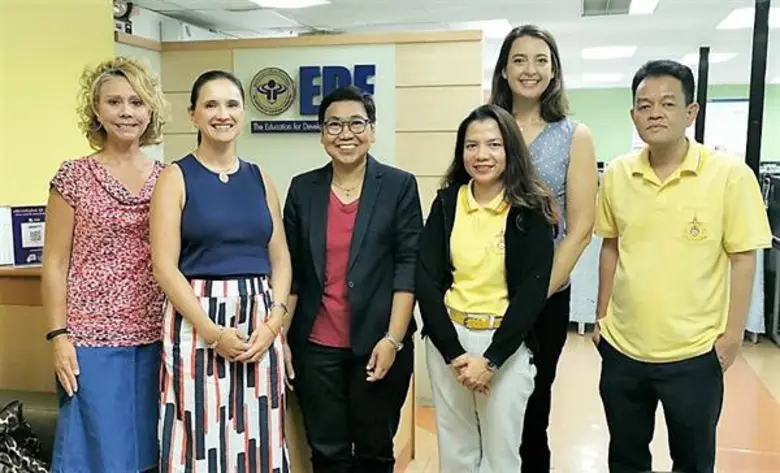 มูลนิธิ EDF ประชุมสมาคมสตรีอเมริกันแห่งประเทศไทยมอบทุนนักเรียนหญิงยากจน