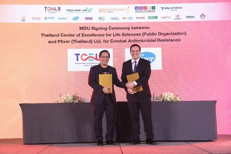 ไฟเซอร์ ประเทศไทย ผนึก ทีเซลล์ (TCELS) ลงนามความร่วมมือประกาศเจตนารมณ์ขับเคลื่อนการจัดการปัญหาเชื้อดื้อยาต้านจุลชีพในประเทศไทย