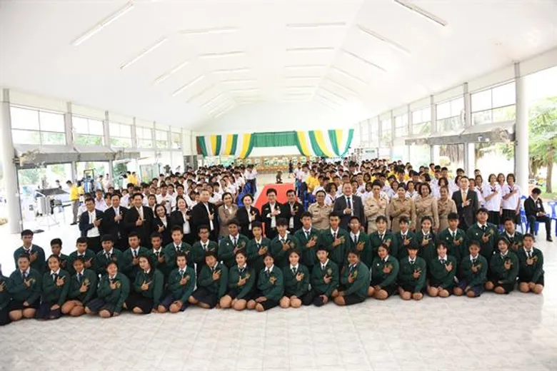 รมช.คุณหญิงกัลยา ลงพื้นที่เปิดบ้าน 50 ปี เกษตรเขาเขียว มุ่งเน้นเยาวชนภาคเกษตร ฝึกฝนพัฒนาตนเองให้เป็นผู้นำด้านการเกษตร