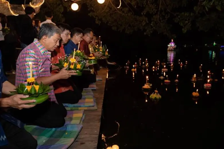 มทร.อีสาน จัดงานราชมงคลอีสานรักษ์ประเพณีไทย ประเพณีลอยกระทง ประจำปี 2562