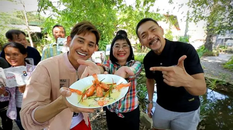 ปั๋ง ประกาศิต พักตัวพ่อคาสโนวา จับตะหลิวเข้าครัวตีไข่ในครัวลั่นทุ่ง ช่อง 8