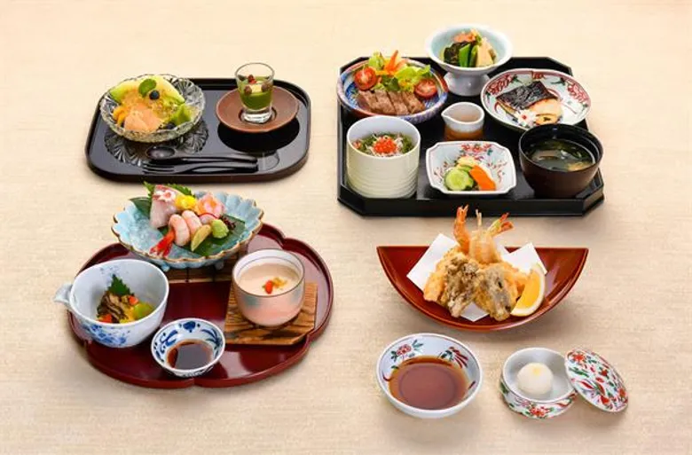 ห้องอาหารยามาซาโตะได้รับ “มิชลิน เพลท” จากคู่มือแนะนำร้านอาหารและที่พักระดับโลก 'มิชลิน ไกด์’ ต่อเนื่องเป็นปีที่ 3