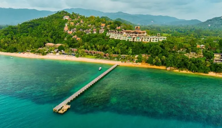 JLL รับรางวัลดีลการขายโรงแรมยอดเยี่ยมจากความสำเร็จในการขายอินเตอร์คอนติเนลตัล สมุยฯ
