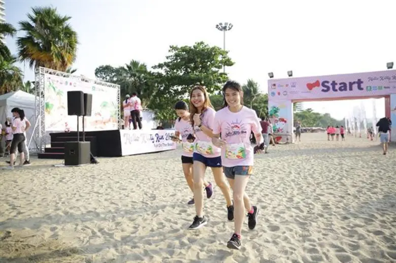 ยกขบวนกระหึ่มชายหาดพัทยา Hello Kitty Run Pattaya 2019 สาวกคิตตี้ เบิร์ดเดย์ฉลองวันเกิด Hello Kitty ครั้งแรกในไทย
