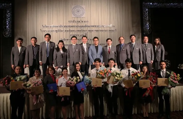 ม.ศรีปทุม คว้า 10 รางวัล สองปีซ้อน “บุคลากรและนักศึกษาดีเด่น สสอท.” มากที่สุด ม.เอกชน